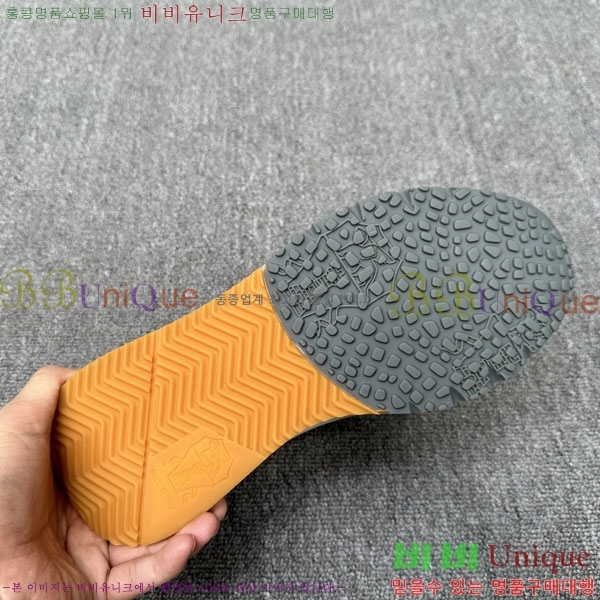 ���� ���ڷ� ��ġ�ڸ� ����Ŀ�� BC500327-3