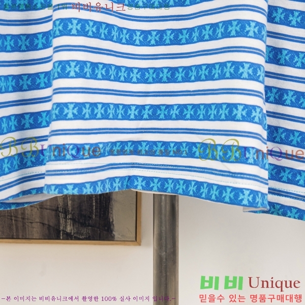 ���� ũ������ ���� Ƽ���� CH7236589-1