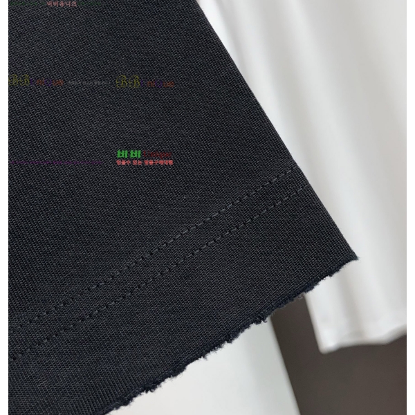 ���� �ο��� ���� Ƽ���� LE214577-2