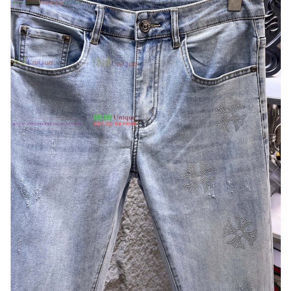 ���� ũ������ û���� CH126356