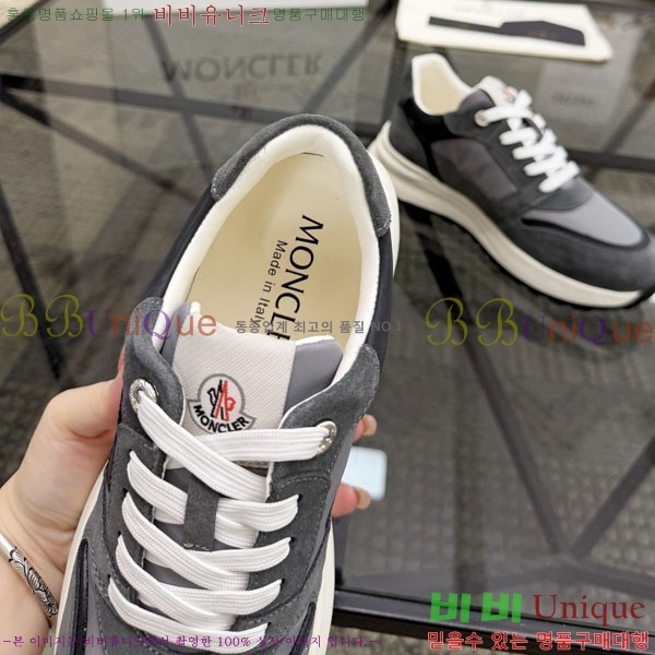 ���� ��**�� ����Ŀ�� M3666032-3