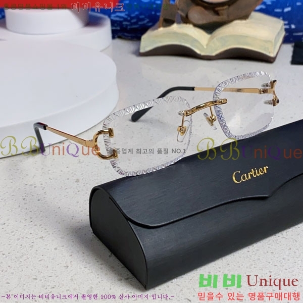 ��쿡 ���۶� CA497424-7