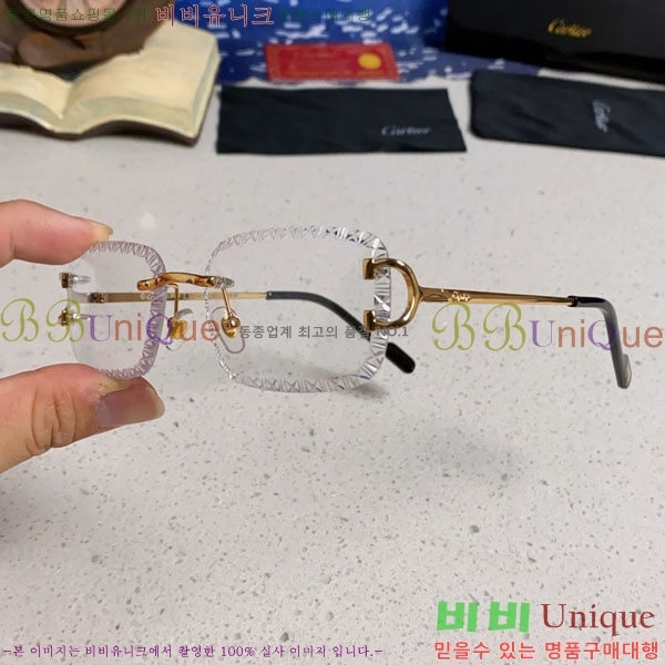 ��쿡 ���۶� CA497424-7
