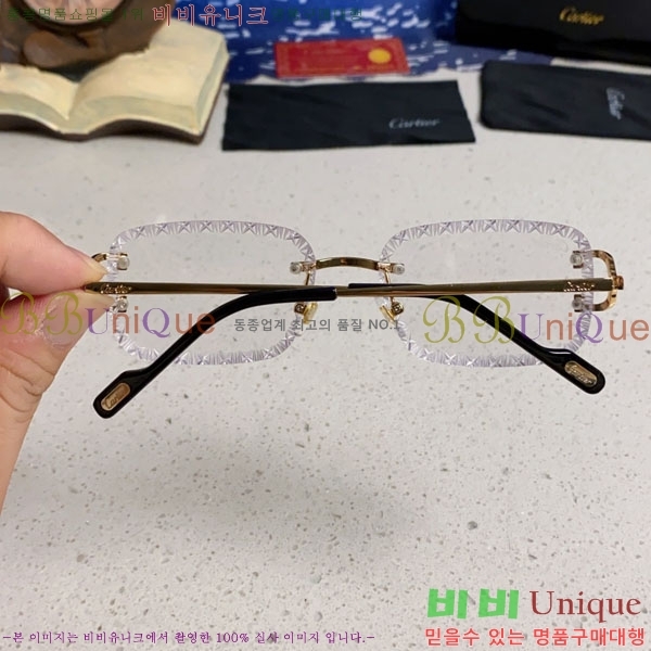 ��쿡 ���۶� CA497424-7