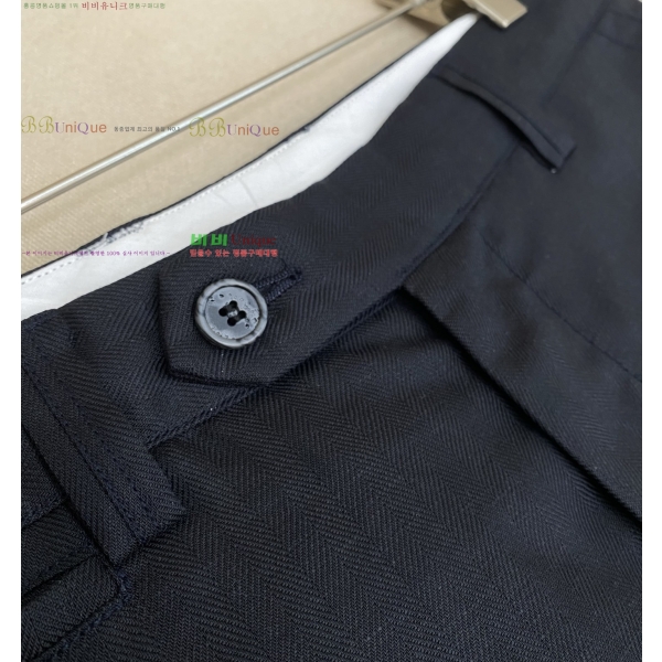���� ���ڷ� ��ġ�ڸ� ���� �ݹ��� 35BC264153-3