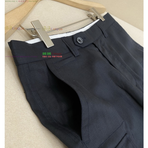 ���� ���ڷ� ��ġ�ڸ� ���� �ݹ��� 35BC264153-3