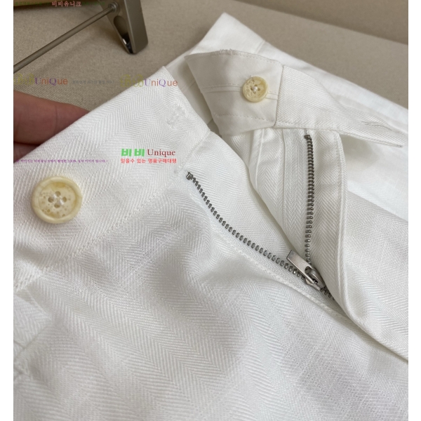 ���� ���ڷ� ��ġ�ڸ� ���� �ݹ��� 35BC264153-4