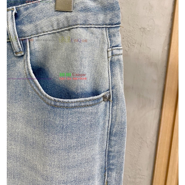 ���� ũ������ û���� CH131737