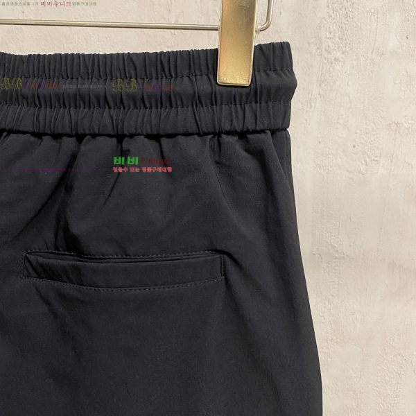 ���� ���ڷ� ��ġ�ڸ� �ݹ��� 16BC264255-4
