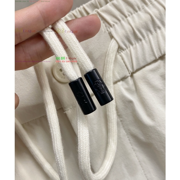 ���� ���ڷ� ��ġ�ڸ� �ݹ��� 16BC264255-2