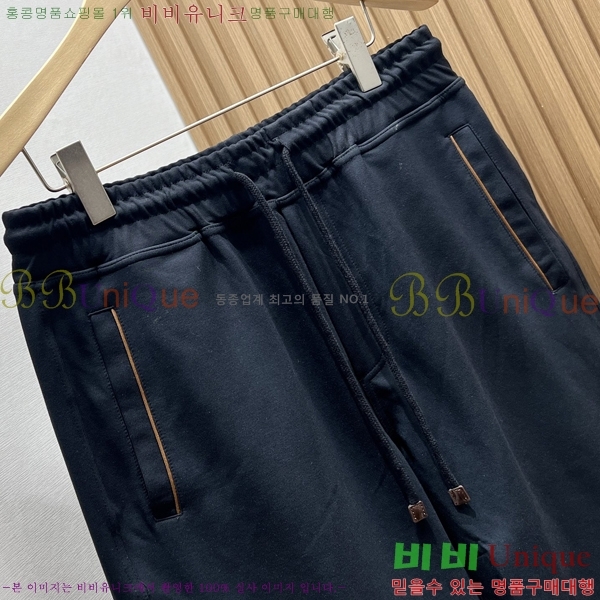 ���� ���ڷ� ��ġ�ڸ� �ݹ��� BC264706-3