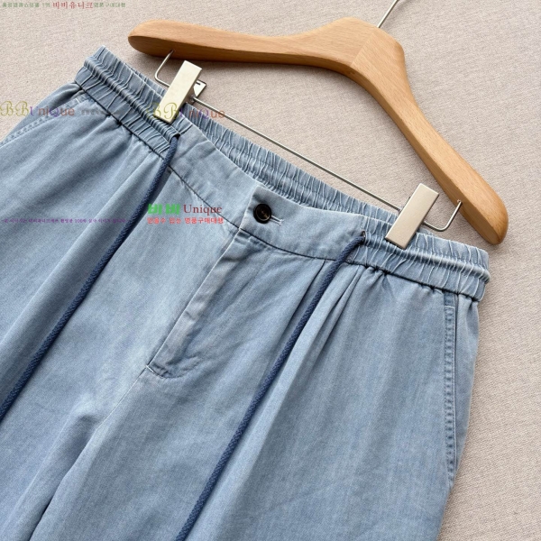 ���� ���ڷ� ��ġ�ڸ� �ݹ��� BC264254-1
