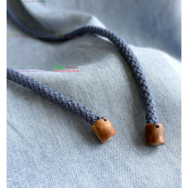 ���� ���ڷ� ��ġ�ڸ� �ݹ��� BC264254-1