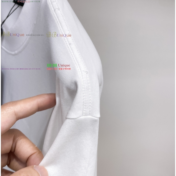 ���� ũ������ ���� Ƽ���� CH628754-1