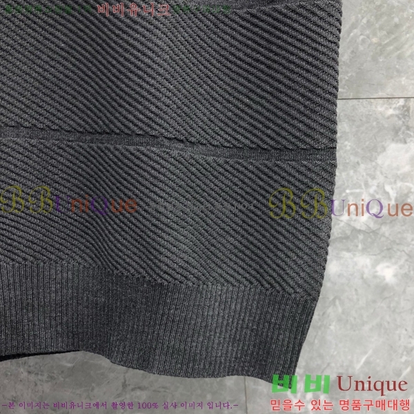 ���� ����� ���� Ƽ���� TB971638-5