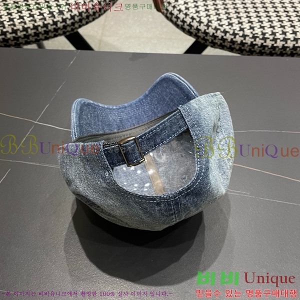 ��* ���� CH2520989-4