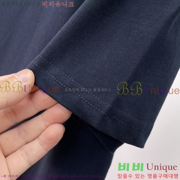 ���� ��**�� ���� Ƽ���� MO587623-3