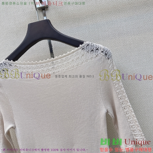 ���� �̿�̿� ���� Ƽ���� MIU7460848-1