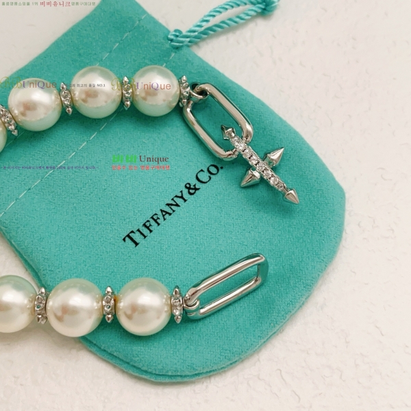 �������� Ƽ�Ĵ� ���� TIF047478-5