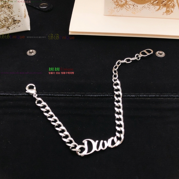 ��� ���� D6393630-8