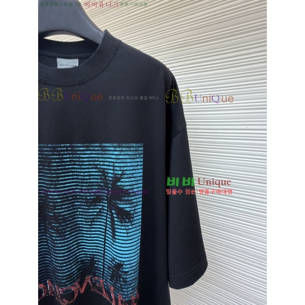���� �߷��þư� ������ ���� Ƽ���� 12BL26614-4