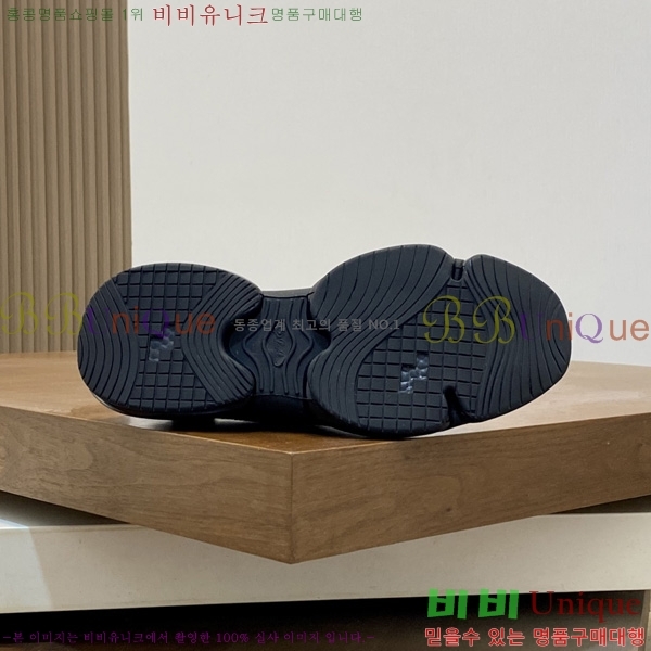 ���� �η�**�� ����Ŀ�� LP666054-3
