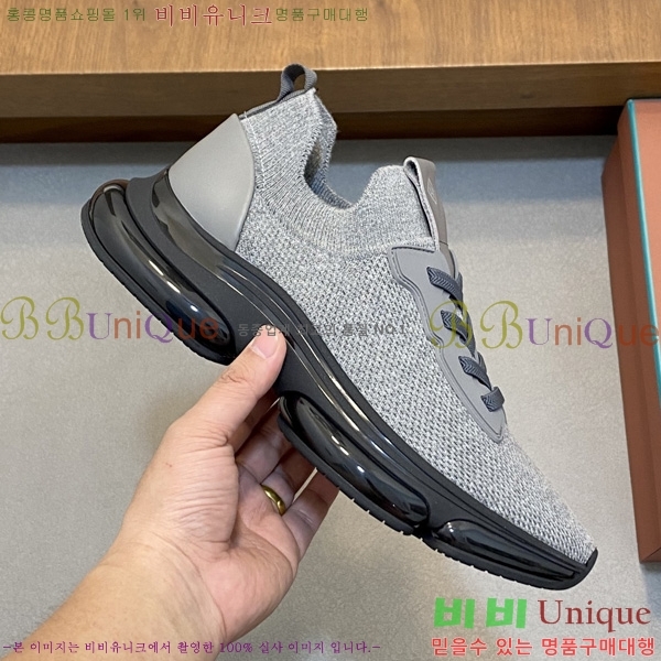 ���� �η�**�� ����Ŀ�� LP666054-2