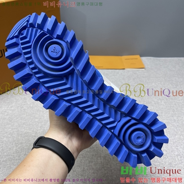  ���� ���̺��� ����Ŀ�� 2LV666052-2